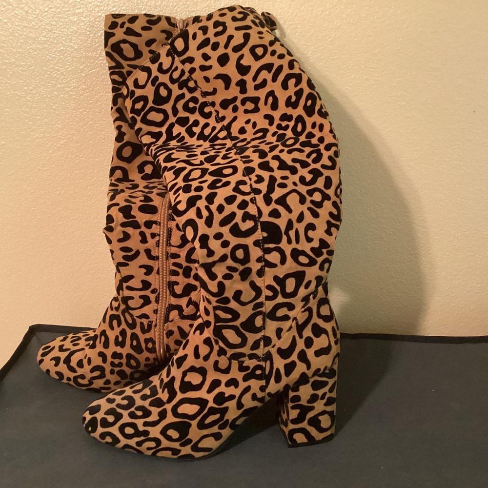 Leopard Sueded Knee Boots